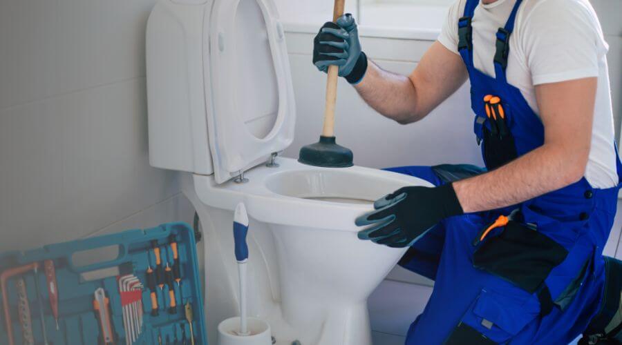 Local expert plumbing services in Fombell, PA